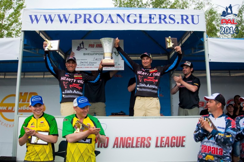 Первый этап Pro Anglers League 2014. Второй тур. Фотогалерея церемонии награждения. Галерея фото 21