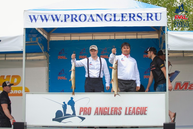 Первый этап Pro Anglers League 2014. Второй тур. Фотогалерея процедуры взвешивания. Галерея фото 68